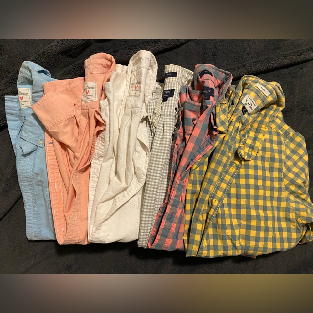 6 men’s long sleeved button down shirts (bundle)